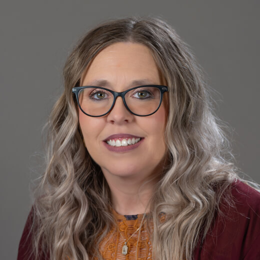 Headshot of team member Maurene